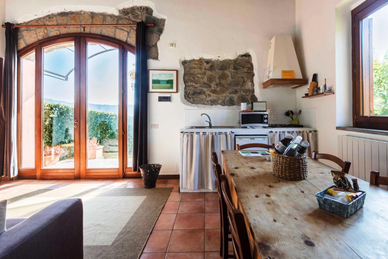 Villa Il Castoro Di Martignano Anguillara Sabazia Exterior foto