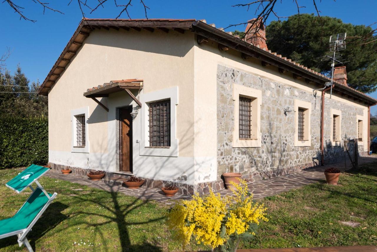 Villa Il Castoro Di Martignano Anguillara Sabazia Exterior foto